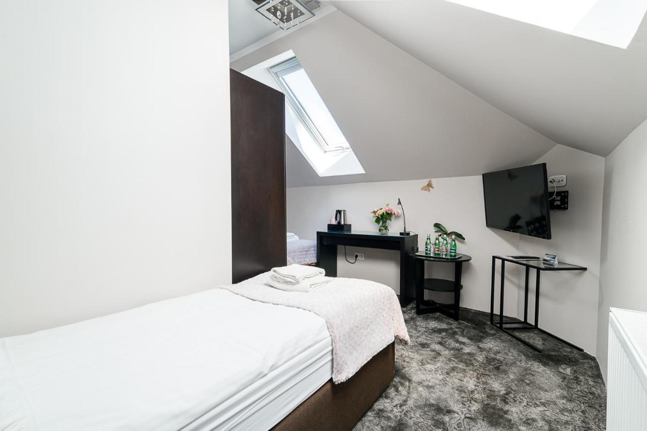 Hotel Palac Dabrowka